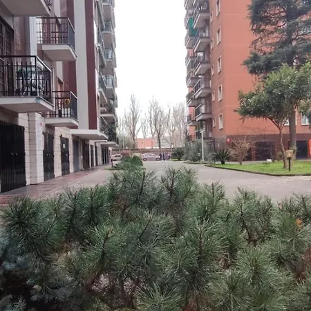 Michele Flat - Parcheggio - 10 Min Da Milano Centro Apartment Exterior photo