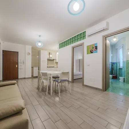 Michele Flat - Parcheggio - 10 Min Da Milano Centro Apartment Exterior photo